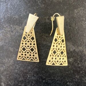 Kendra Scott earrings